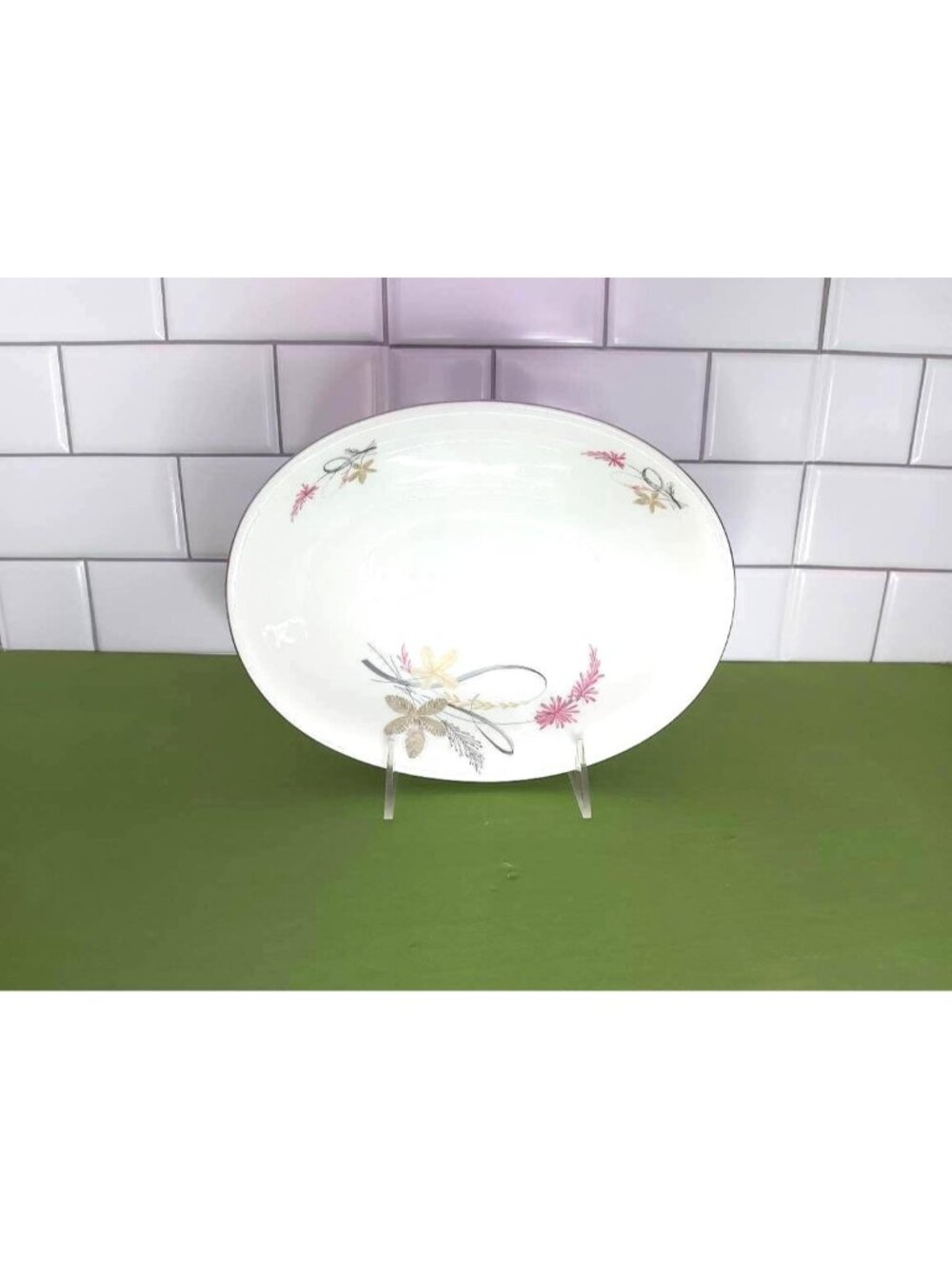 Royal Bayreuth (Germany) Temptation Bone China Serving Bowl (9.5" x 7.25")